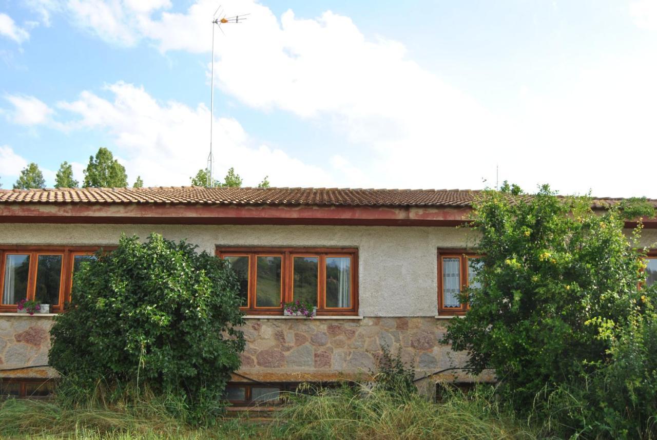 Finca Arroyo Del Valle San Andres del Rabanedo ภายนอก รูปภาพ